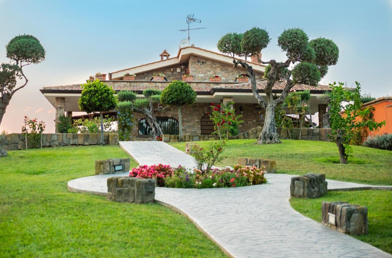 Le Rose Bed & Breakfast Nettuno Exterior photo