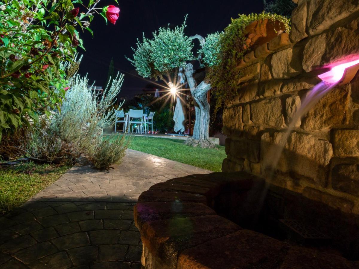 Le Rose Bed & Breakfast Nettuno Exterior photo